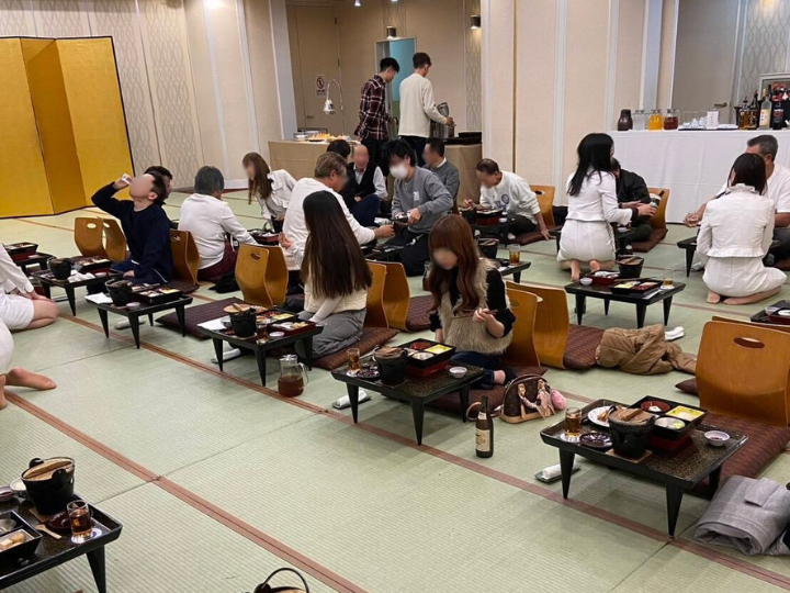 昨年12月23日、忘年会を開催しました。